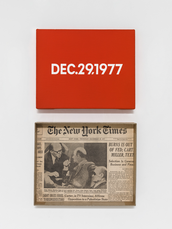 On Kawara. DEC. 29, 1977 (Thursday, New York), 1977, from Today series, 1966–2013; acrylic on canvas; 8 x 10 in; shown with artist-made cardboard storage box, 10-1/2 x 10-3/4 x 2 in. Photo courtesy of David Zwirner, New York/London and the Solomon R. Guggenheim Foundation.